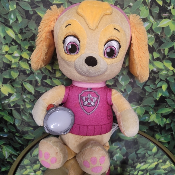 Paw patrol skye plush with lamp and sounds - Picture 1 of 10